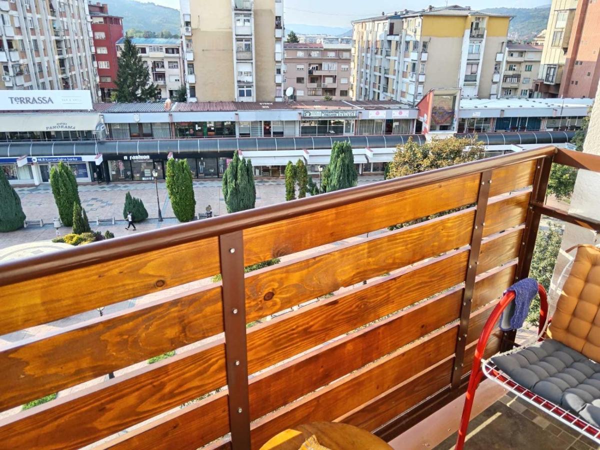 Red Square Apartment Pirot Zewnętrze zdjęcie