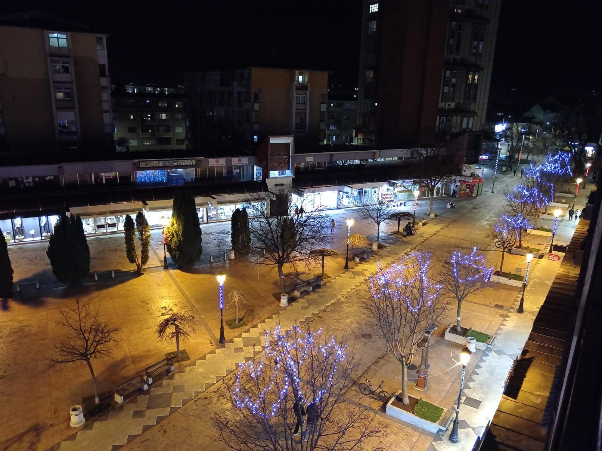 Red Square Apartment Pirot Zewnętrze zdjęcie