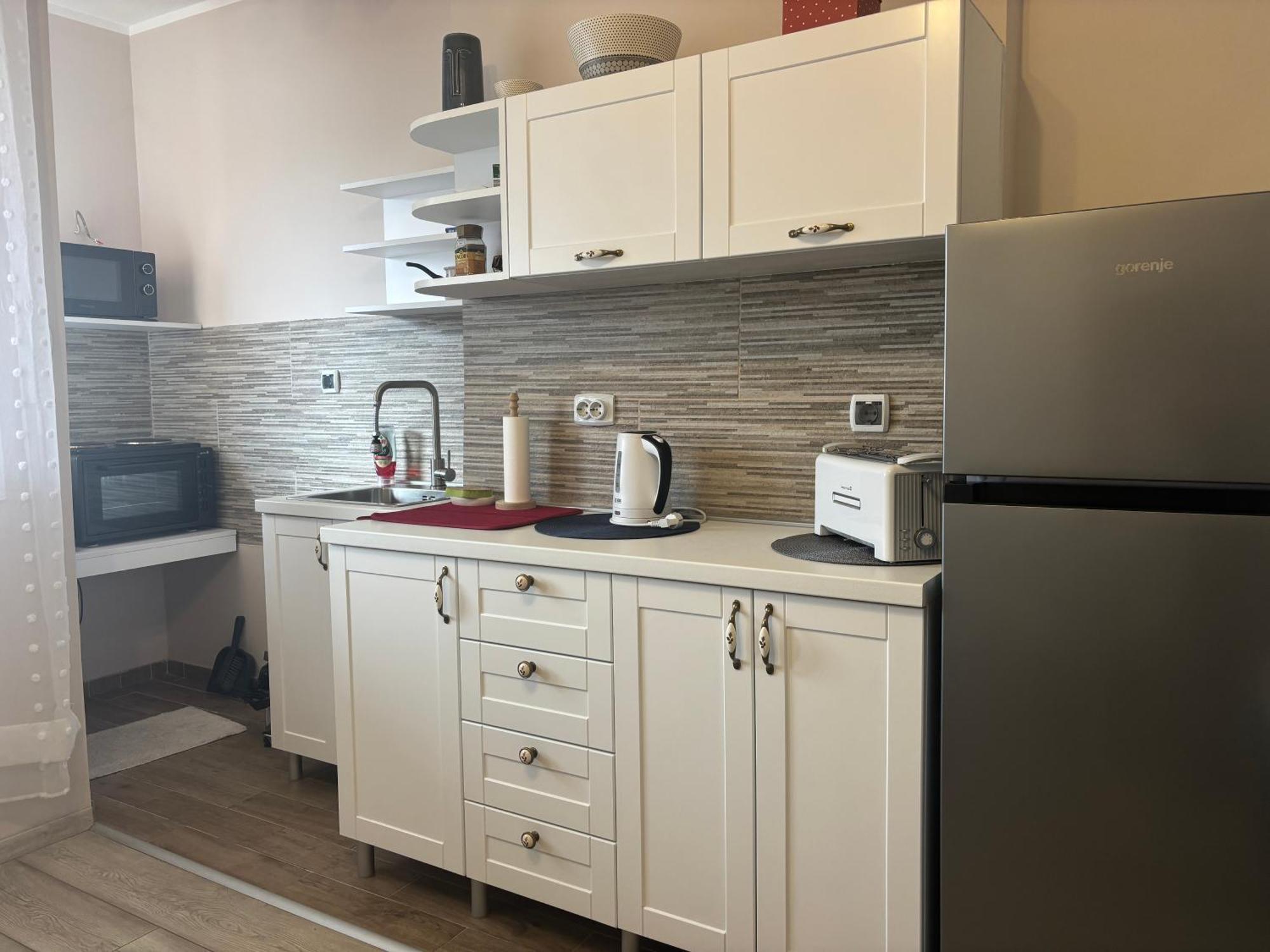 Red Square Apartment Pirot Zewnętrze zdjęcie